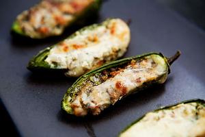 Click image for larger version

Name:	baked-stuffed-jalapenos-c.jpg
Views:	35
Size:	30.7 KB
ID:	52